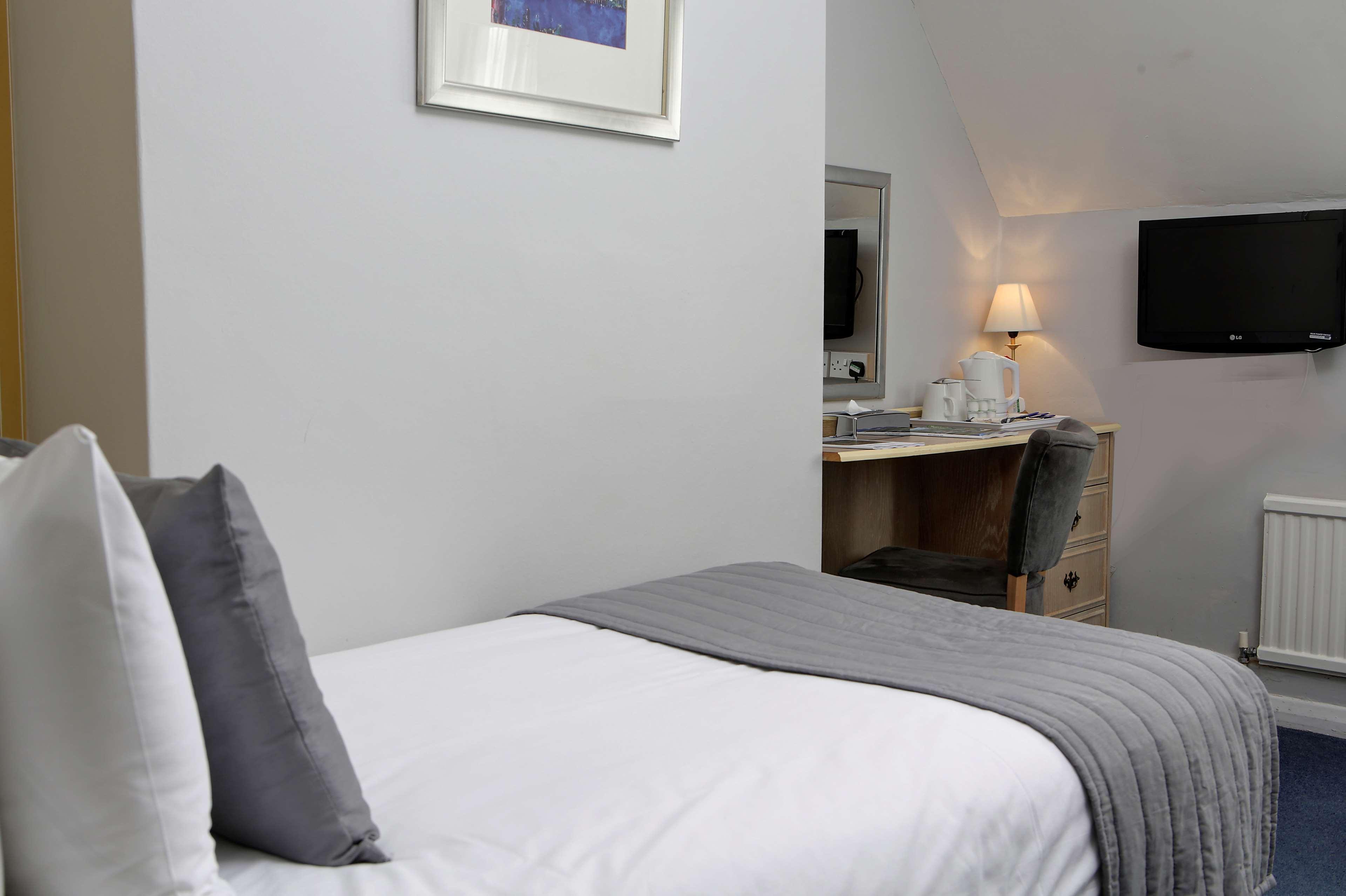 Best Western Reading Calcot Hotel エクステリア 写真