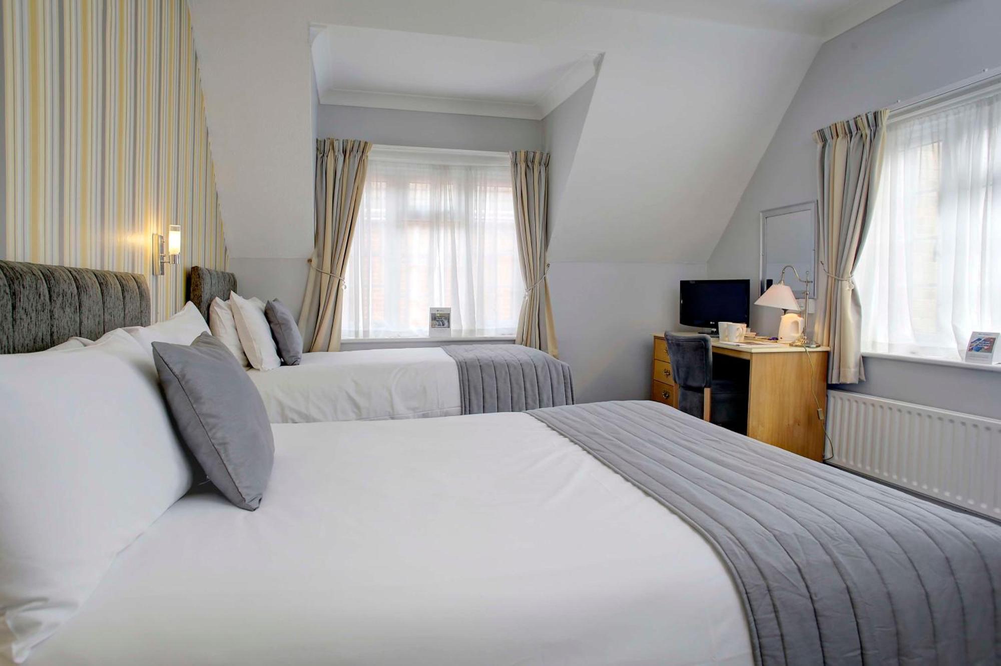 Best Western Reading Calcot Hotel エクステリア 写真