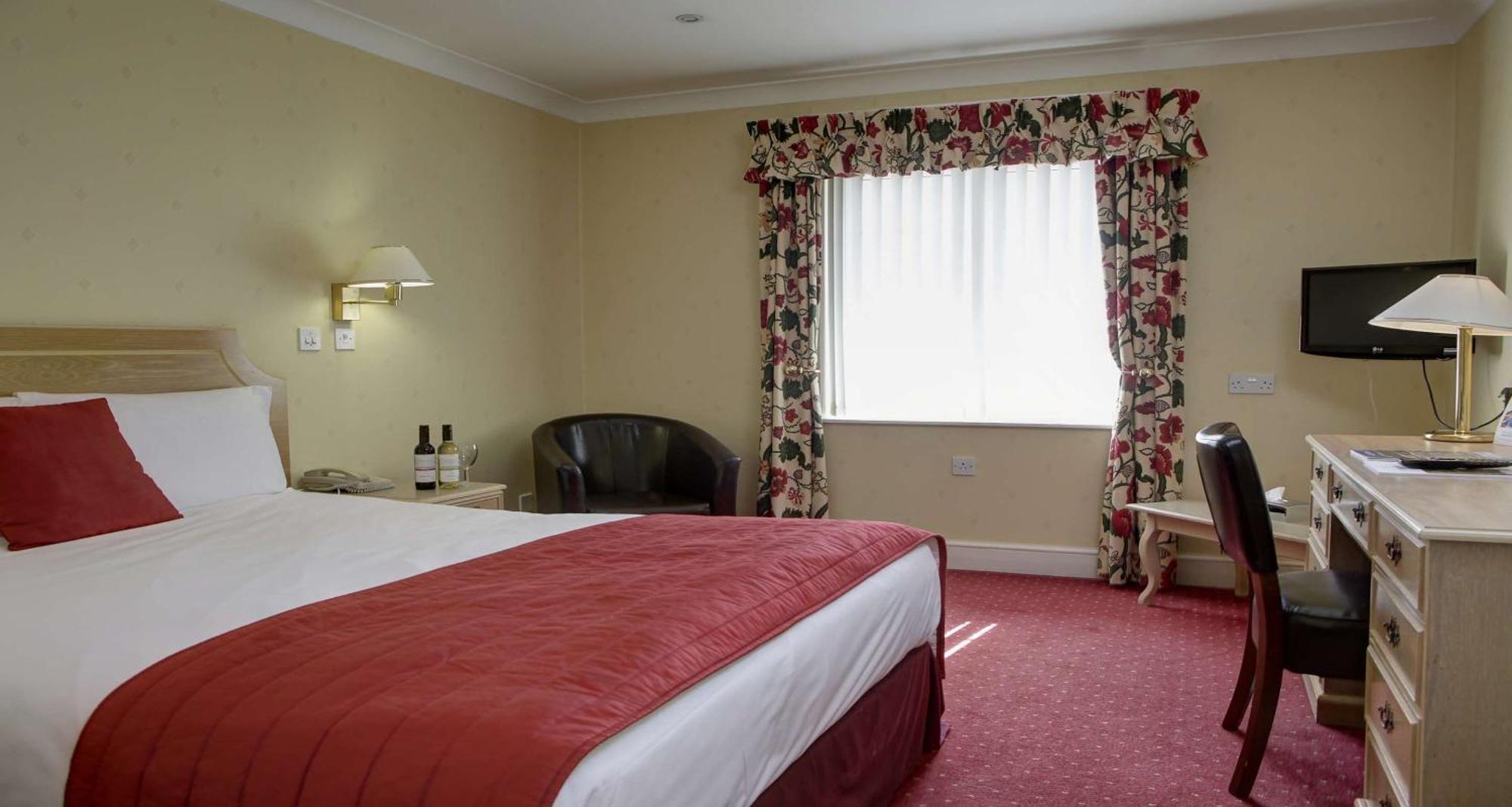 Best Western Reading Calcot Hotel エクステリア 写真
